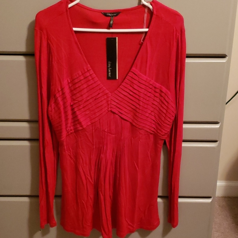 Daisy Fuentes long sleeve blouse